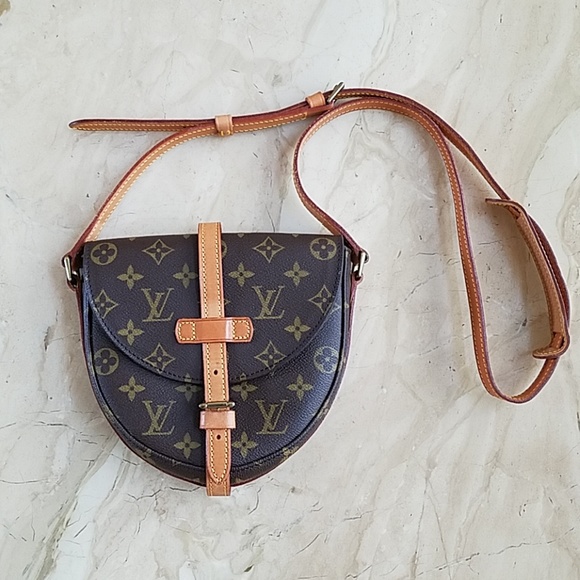 Louis Vuitton Handbags - Louis Vuitton Chantilly Crossbody Purse